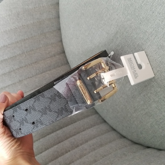 Michael Kors Logo Belt, NWT -- Small - Picture 8 of 11